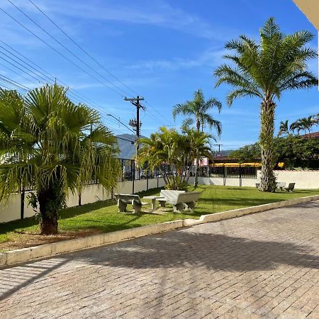 Apartamento Ubatuba, Itagua, Bem Localizado, Duas Vagas De Garagem Eksteriør billede