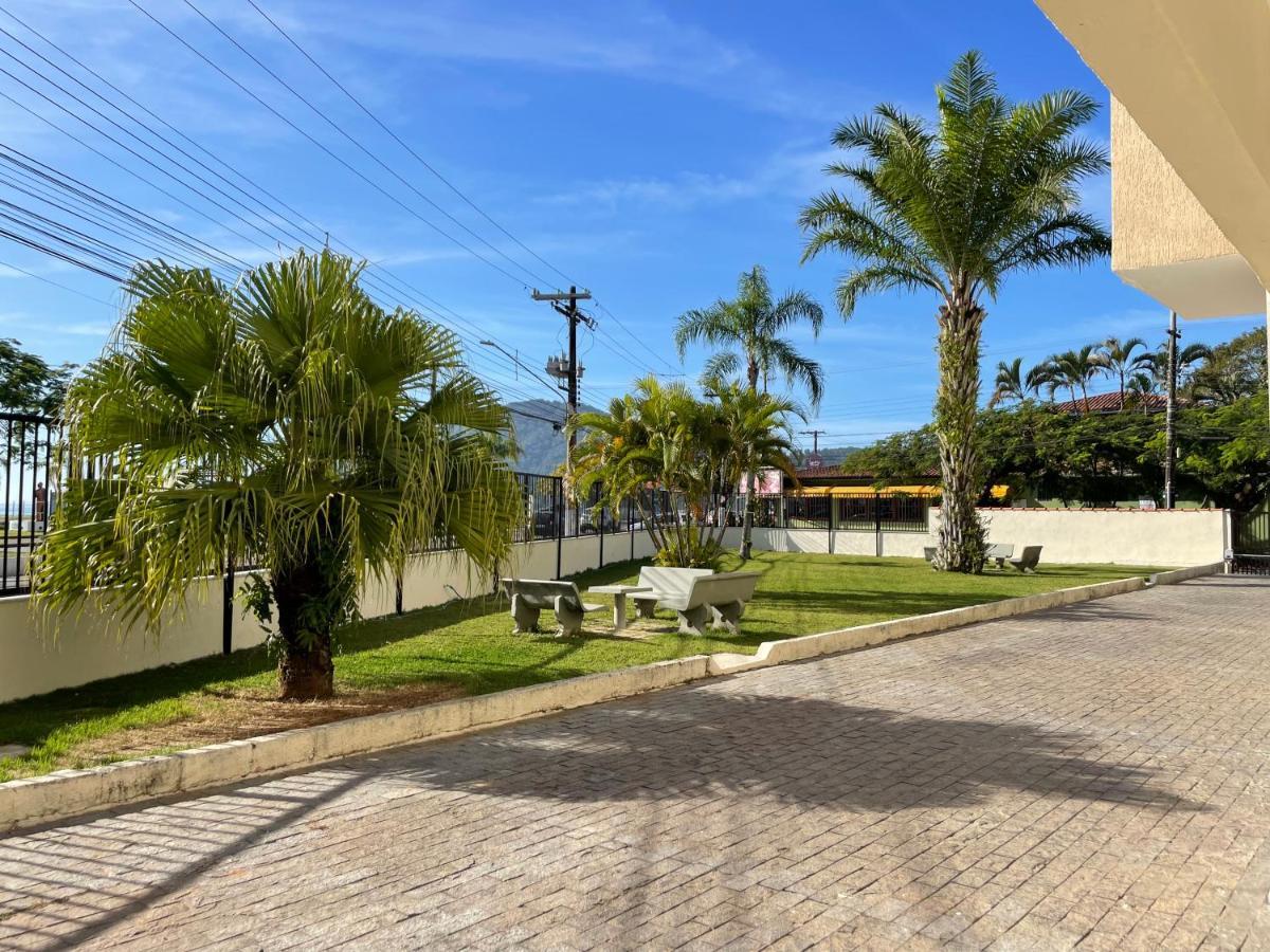 Apartamento Ubatuba, Itagua, Bem Localizado, Duas Vagas De Garagem Eksteriør billede